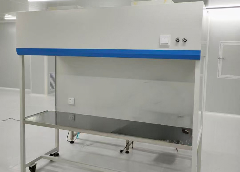 Super clean dust-free table